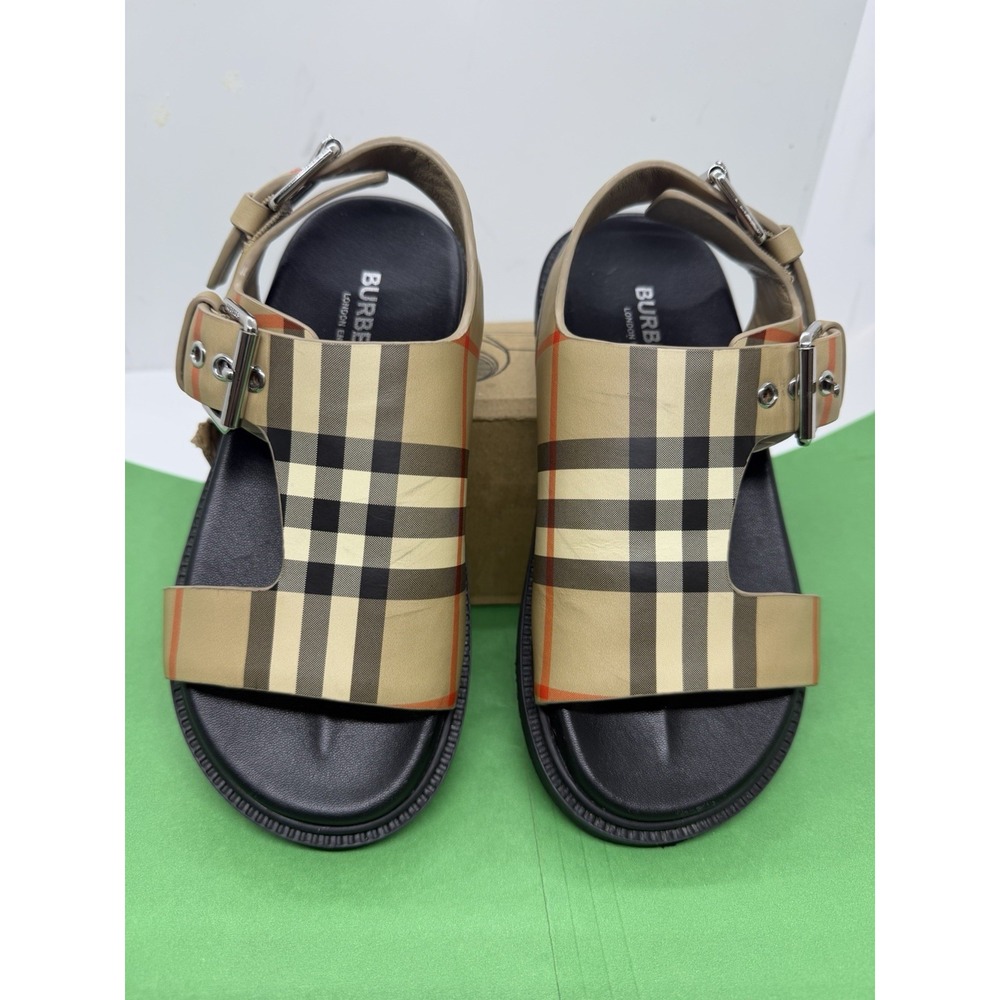 Burberry Girl's  Beige Bertha Vintage Check Buckle Sandals  Kid EUR 31, US 13.5C